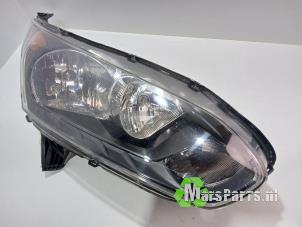 Gebruikte Koplamp rechts Ford Transit Connect (PJ2) 1.5 TDCi Prijs € 250,00 Margeregeling aangeboden door Autodemontagebedrijf De Mars