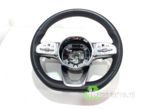Gebruikte Stuurwiel Mercedes CLA (118.3) 1.3 CLA-200 Turbo 16V Prijs € 300,00 Margeregeling aangeboden door Autodemontagebedrijf De Mars