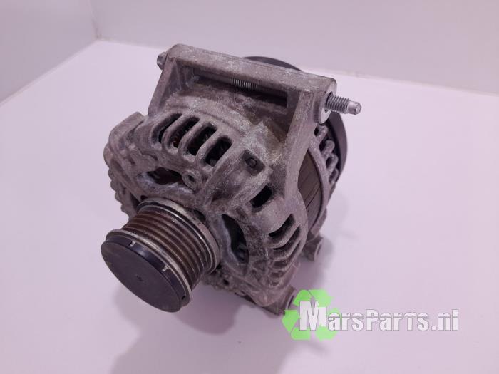 Gebruikte Dynamo Opel Corsa E 1.3 CDTi 16V ecoFLEX Prijs € 65,00 Margeregeling aangeboden door Autodemontagebedrijf De Mars