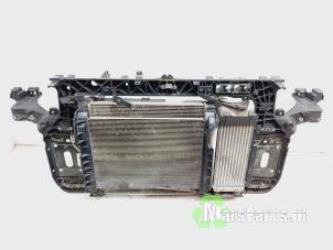 Gebruikte Voorfront Kia Sportage (SL) 2.0 CRDi 16V VGT 4x2 Prijs € 250,00 Margeregeling aangeboden door Autodemontagebedrijf De Mars