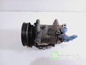 Gebruikte Pomp Airco Renault Twingo II (CN) 1.5 dCi 90 FAP Prijs € 30,00 Margeregeling aangeboden door Autodemontagebedrijf De Mars