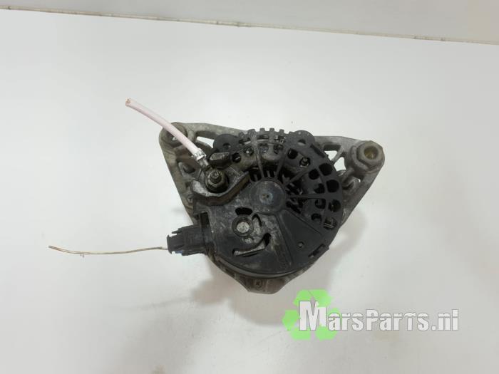 Dynamo van een Opel Corsa D 1.2 16V 2011