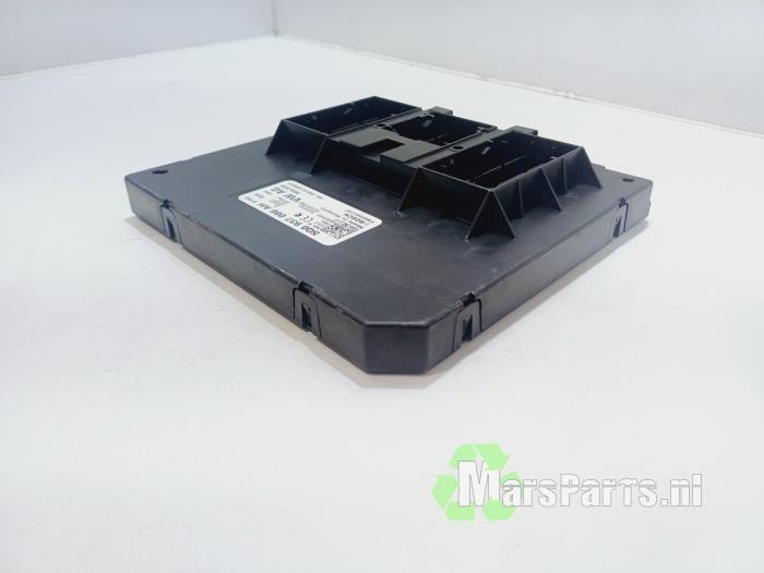 Gebruikte Module Bodycontrol Volkswagen Passat Variant (3G5) 1.6 TDI 16V Prijs € 63,00 Margeregeling aangeboden door Autodemontagebedrijf De Mars