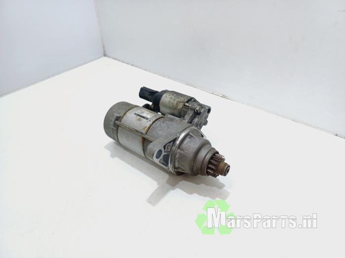 Gebruikte Startmotor Volkswagen Passat Variant (3G5) 1.6 TDI 16V Prijs € 35,00 Margeregeling aangeboden door Autodemontagebedrijf De Mars