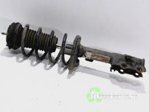 Gebruikte Mac Phersonpoot rechts-voor Ford Fiesta 6 (JA8) 1.6 TDCi 95 Prijs € 36,00 Margeregeling aangeboden door Autodemontagebedrijf De Mars