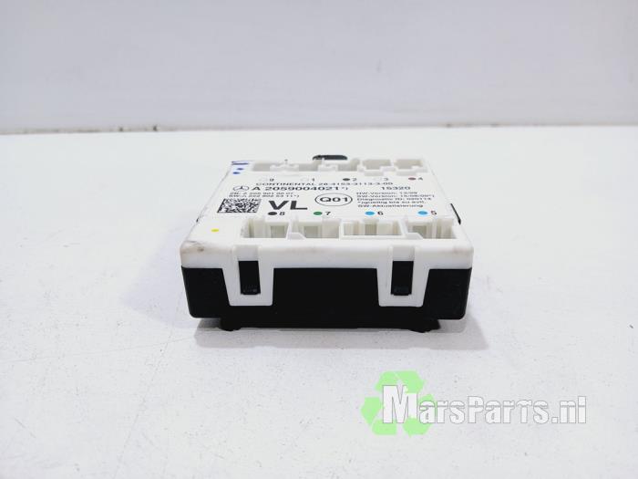 Central electronic module van een Mercedes-Benz C (W205) C-200 1.6 CDI BlueTEC, C-200 d 16V 2015
