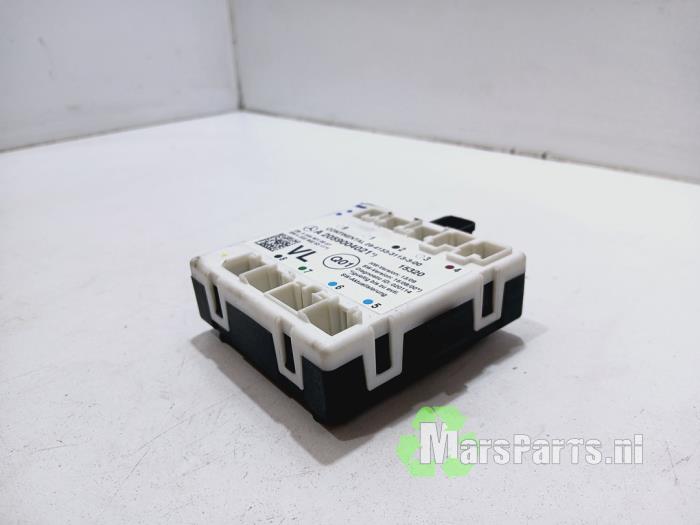 Central electronic module van een Mercedes-Benz C (W205) C-200 1.6 CDI BlueTEC, C-200 d 16V 2015