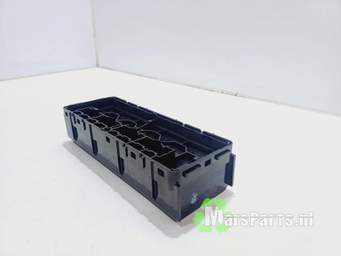 Gebruikte Climatronic module Opel Insignia Sports Tourer 2.0 Biturbo CDTI 16V 4x4 Prijs € 63,00 Margeregeling aangeboden door Autodemontagebedrijf De Mars