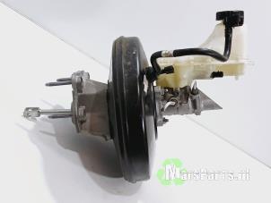 Gebruikte Rembekrachtiger Renault Megane IV Estate (RFBK) 1.5 Energy dCi 110 Prijs € 75,00 Margeregeling aangeboden door Autodemontagebedrijf De Mars