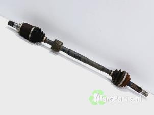 Gebruikte Steekas rechts-achter Mitsubishi Eclipse Cross (GK/GL) 2.4 16V PHEV 4x4 Prijs € 195,00 Margeregeling aangeboden door Autodemontagebedrijf De Mars