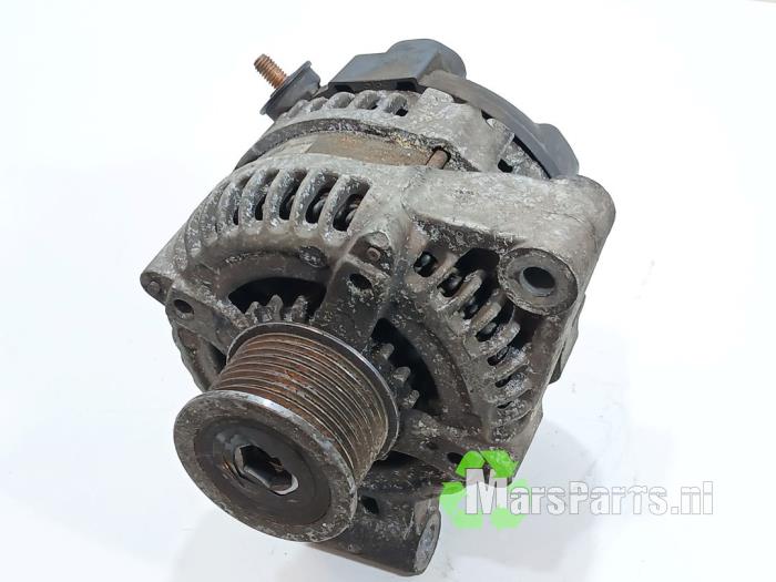 Gebruikte Dynamo Landrover Range Rover Sport (LS) 2.7 TDV6 24V Prijs € 75,00 Margeregeling aangeboden door Autodemontagebedrijf De Mars