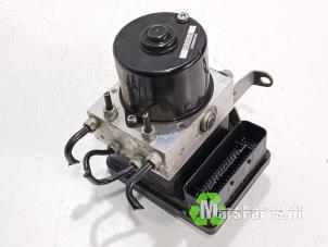 Gebruikte ABS Pomp BMW 5 serie (E60) 523i 24V Prijs € 60,00 Margeregeling aangeboden door Autodemontagebedrijf De Mars