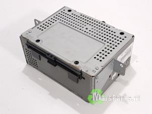 Gebruikte CD Speler Ford C-Max (DXA) 1.5 TDCi 95 16V Prijs € 125,00 Margeregeling aangeboden door Autodemontagebedrijf De Mars