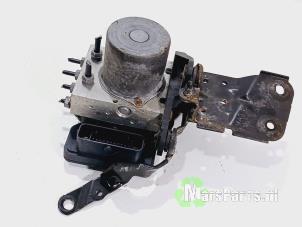 Gebruikte ABS Pomp Volkswagen Polo VI (AW1) 1.0 MPi 12V Prijs € 90,00 Margeregeling aangeboden door Autodemontagebedrijf De Mars