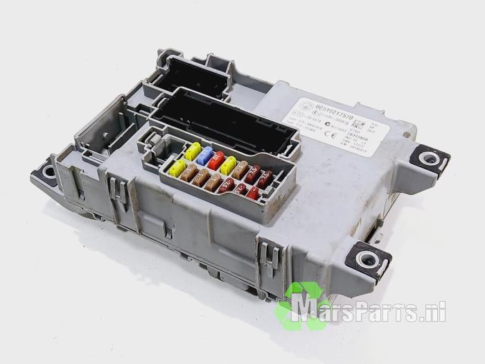 Computer Body Control van een Opel Combo 1.3 CDTI 16V ecoFlex 2012