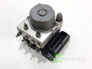 Gebruikte ABS Pomp Peugeot 108 1.0 12V Prijs € 70,00 Margeregeling aangeboden door Autodemontagebedrijf De Mars