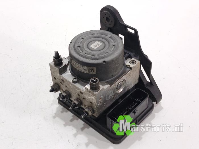 Gebruikte ABS Pomp Seat Leon (5FB) 2.0 TDI Ecomotive 16V Prijs € 150,00 Margeregeling aangeboden door Autodemontagebedrijf De Mars