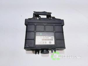 Gebruikte Computer Automatische Bak Volkswagen Polo IV (9N1/2/3) 1.4 16V 75 Prijs € 60,00 Margeregeling aangeboden door Autodemontagebedrijf De Mars