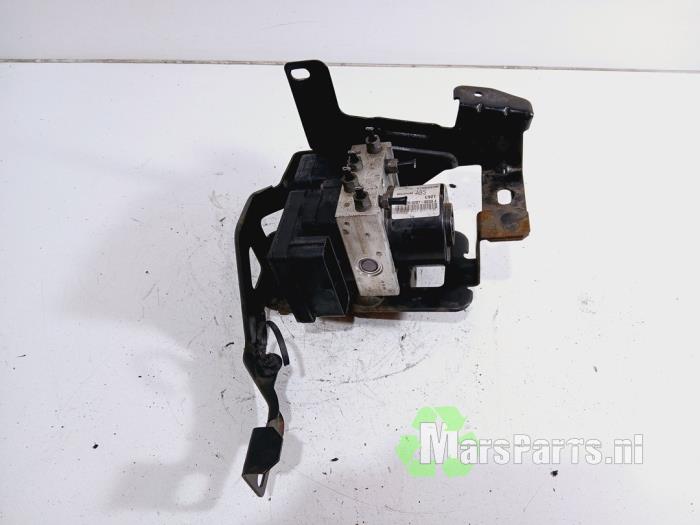 Gebruikte ABS Pomp Opel Combo 1.6 CDTI 16V Prijs € 60,00 Margeregeling aangeboden door Autodemontagebedrijf De Mars