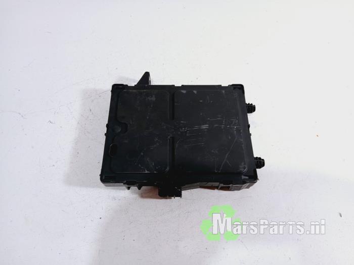 Gebruikte Module Bodycontrol Renault Megane IV Estate (RFBK) 1.5 Energy dCi 110 Prijs € 100,00 Margeregeling aangeboden door Autodemontagebedrijf De Mars