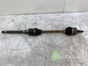 Gebruikte Cardanas rechts-voor (VWA) Landrover Range Rover Sport (LS) 2.7 TDV6 24V Prijs € 100,00 Margeregeling aangeboden door Autodemontagebedrijf De Mars