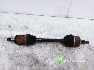 Gebruikte Cardanas links-voor (VWA) Landrover Range Rover Sport (LS) 2.7 TDV6 24V Prijs € 100,00 Margeregeling aangeboden door Autodemontagebedrijf De Mars