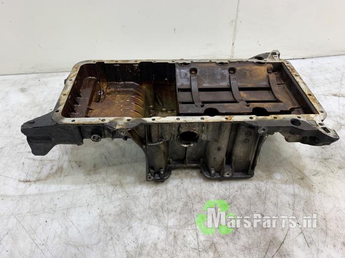 Gebruikte Carterpan BMW X5 (E53) 4.6 iS V8 32V Prijs € 100,00 Margeregeling aangeboden door Autodemontagebedrijf De Mars