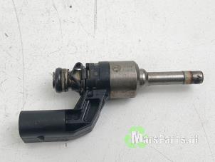 Gebruikte Injector (benzine injectie) Volkswagen Touran (1T1/T2) 1.4 16V TSI 140 Prijs € 36,00 Margeregeling aangeboden door Autodemontagebedrijf De Mars