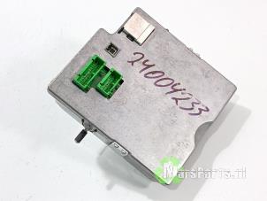 Gebruikte Navigatie computer Volvo XC90 I 2.9 T6 24V Prijs € 50,00 Margeregeling aangeboden door Autodemontagebedrijf De Mars