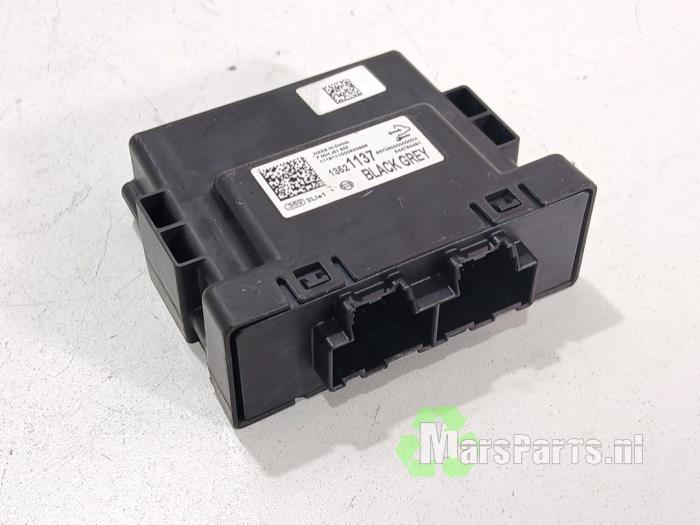 Gebruikte Gateway module Opel Astra K 1.6 CDTI 110 16V Prijs € 30,00 Margeregeling aangeboden door Autodemontagebedrijf De Mars