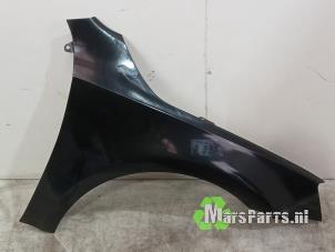 Gebruikte Scherm rechts-voor Skoda Octavia Combi (5EAC) 1.6 TDI GreenTec 16V Prijs € 190,00 Margeregeling aangeboden door Autodemontagebedrijf De Mars