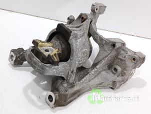 Gebruikte Motorrubber Audi A4 Avant (B9) 2.0 TDI Ultra 16V Prijs € 50,00 Margeregeling aangeboden door Autodemontagebedrijf De Mars