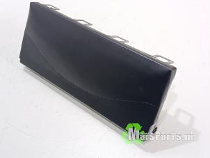 Gebruikte Knie airbag Volkswagen Golf VII (AUA) 1.2 TSI 16V Prijs € 150,00 Margeregeling aangeboden door Autodemontagebedrijf De Mars