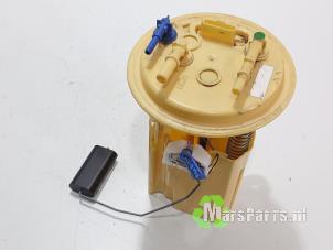 Gebruikte Tank element Pomp Citroen DS3 Cabrio (SB) 1.6 e-HDi Prijs € 87,00 Margeregeling aangeboden door Autodemontagebedrijf De Mars