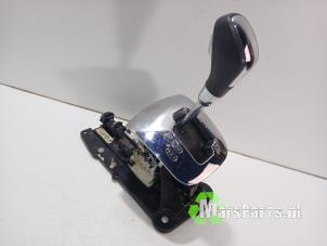 Gebruikte Selectiehendel automaat Renault Megane III Grandtour (KZ) 1.5 dCi 110 Prijs € 100,00 Margeregeling aangeboden door Autodemontagebedrijf De Mars