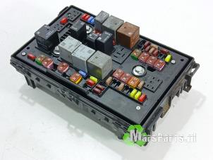 Gebruikte Zekeringkast Opel Astra J (PC6/PD6/PE6/PF6) 1.4 Turbo 16V Prijs € 80,00 Margeregeling aangeboden door Autodemontagebedrijf De Mars