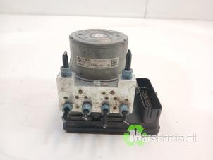 Gebruikte ABS Pomp Mini Clubman (F54) 2.0 Cooper S 16V Prijs € 500,00 Margeregeling aangeboden door Autodemontagebedrijf De Mars