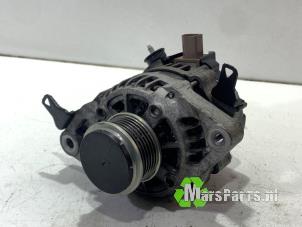 Gebruikte Dynamo Toyota Aygo (B40) 1.0 12V VVT-i Prijs € 40,00 Margeregeling aangeboden door Autodemontagebedrijf De Mars