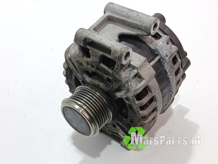 Gebruikte Dynamo Volkswagen Polo V (6R) 1.8 GTI 16V Prijs € 70,00 Margeregeling aangeboden door Autodemontagebedrijf De Mars