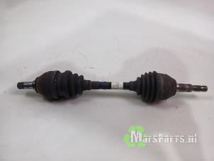 Gebruikte Aandrijfas links-voor Opel Meriva 1.4 Turbo 16V ecoFLEX Prijs € 60,00 Margeregeling aangeboden door Autodemontagebedrijf De Mars