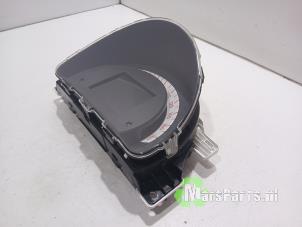 Gebruikte Kilometerteller KM Smart Forfour (453) 1.0 12V Prijs € 50,00 Margeregeling aangeboden door Autodemontagebedrijf De Mars