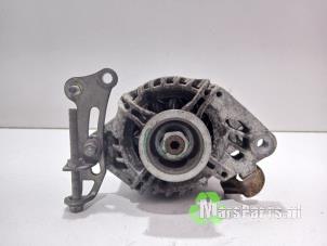 Gebruikte Dynamo Peugeot 107 1.0 12V Prijs € 35,00 Margeregeling aangeboden door Autodemontagebedrijf De Mars