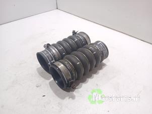 Gebruikte Intercooler Slang Peugeot 207/207+ (WA/WC/WM) 1.6 16V GT THP Prijs € 25,00 Margeregeling aangeboden door Autodemontagebedrijf De Mars