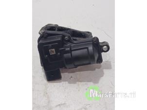 Gebruikte Gasklephuis Audi A6 Allroad Quattro (C7) 3.0 TDI V6 24V biturbo Prijs € 55,00 Margeregeling aangeboden door Autodemontagebedrijf De Mars