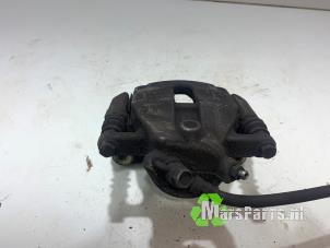 Gebruikte Remklauw (Tang) rechts-voor Suzuki Swift (ZA/ZC/ZD1/2/3/9) 1.3 VVT 16V Prijs € 35,00 Margeregeling aangeboden door Autodemontagebedrijf De Mars