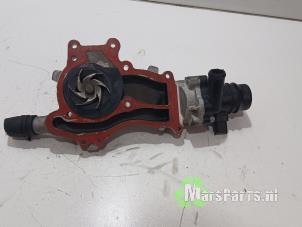 Gebruikte Waterpomp Opel Corsa D 1.2 16V Prijs € 40,00 Margeregeling aangeboden door Autodemontagebedrijf De Mars