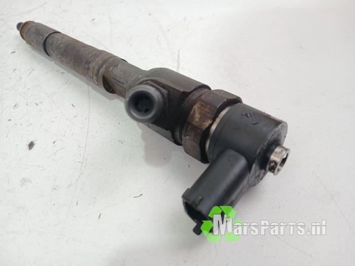 Verstuiver (diesel) van een Opel Corsa D 1.3 CDTi 16V ecoFLEX 2010