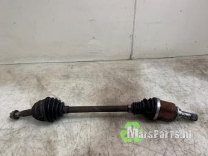 Gebruikte Aandrijfas links-voor Renault Kangoo Express (FW) 1.5 dCi 75 FAP Prijs € 55,00 Margeregeling aangeboden door Autodemontagebedrijf De Mars