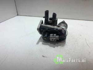 Gebruikte Uitlaat gasklep (EGR) Volkswagen Polo IV (9N1/2/3) 1.4 FSI 16V Prijs € 40,00 Margeregeling aangeboden door Autodemontagebedrijf De Mars