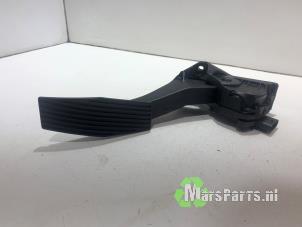 Gebruikte Gaspedaal Opel Astra K Sports Tourer 1.6 CDTI 110 16V Prijs € 25,00 Margeregeling aangeboden door Autodemontagebedrijf De Mars